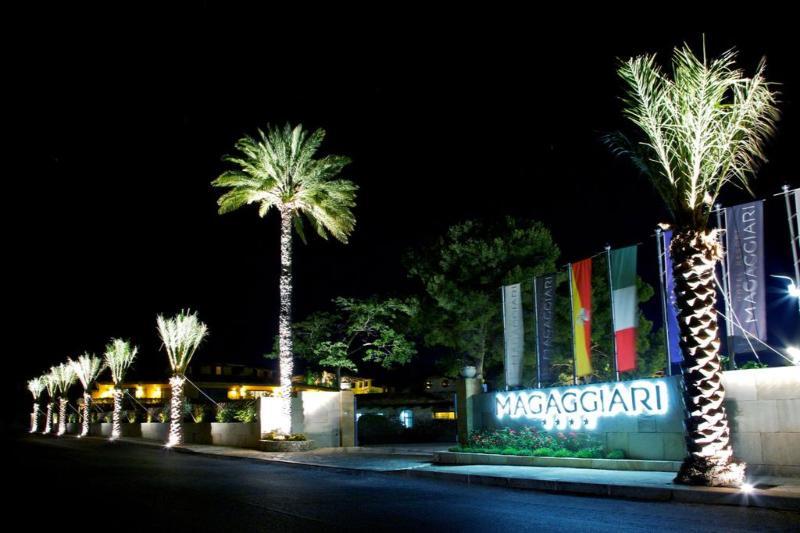 Magaggiari Hotel Resort ชีนิซี ภายนอก รูปภาพ